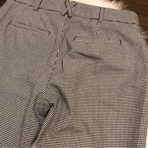 ANTHROPOLOGIE MAEVE Slim Kick Houndstooth Print Cropped Pants - Picture 9 of 13